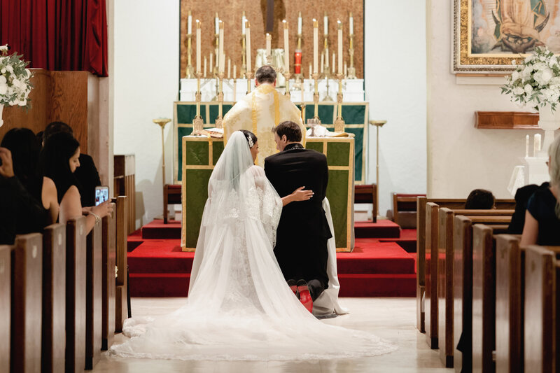 bride-in-wedding-dress-in-water