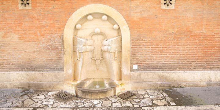 rome-fountain-1-slider_720x360