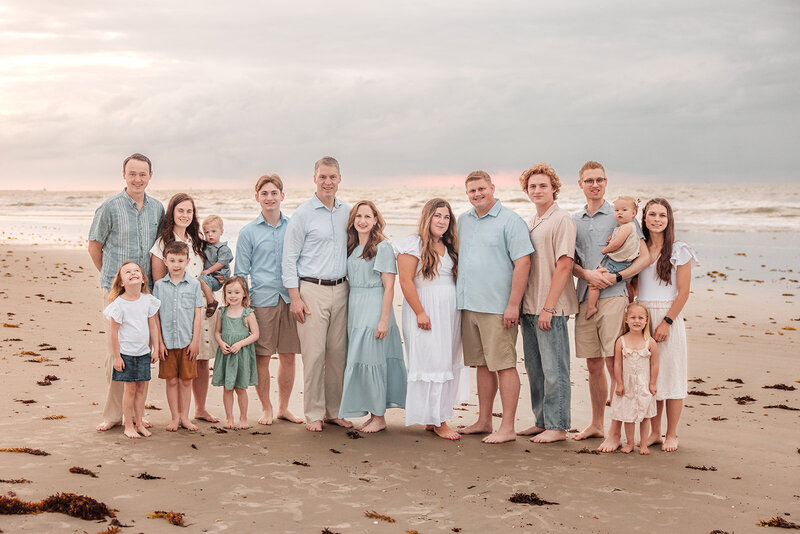 cocoa-beach-family-session-by-michelle-coombs-photography