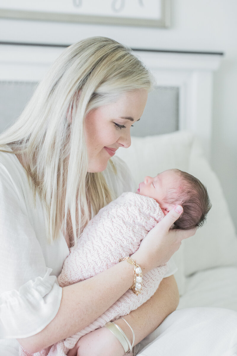 Madison, Mississippi lifestyle newborn photos