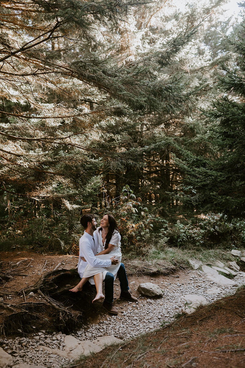 Black-Balsam-Knob-Engagement-Session-Erin-Jon-13
