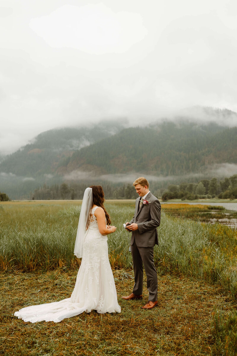Family and Wedding Photographer in Missoula Montana 