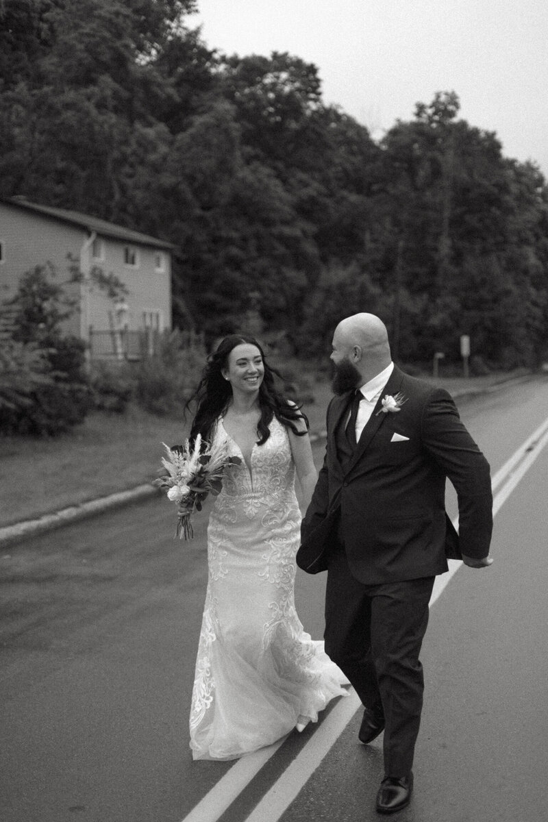 Wedding portraits black and white in Cumberland Ontario