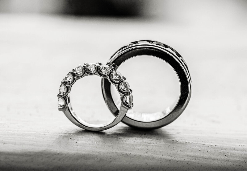 artful-wedding-photography-black-and-white-portrait 1
