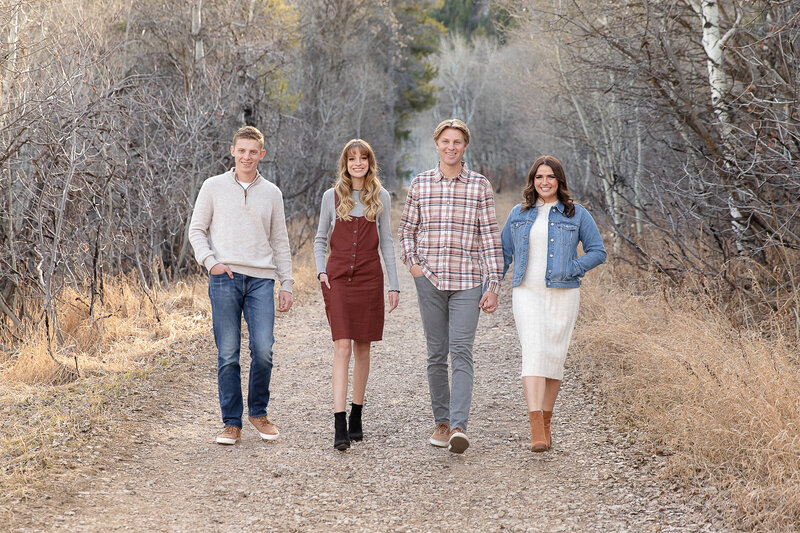 Top Best family photographer in Utah Family High School Senior Children's Photographer Light and airy mountail views trail Huntsville odgen area davis county photo session fall golden field_Snowbasin Maples Trail-9821