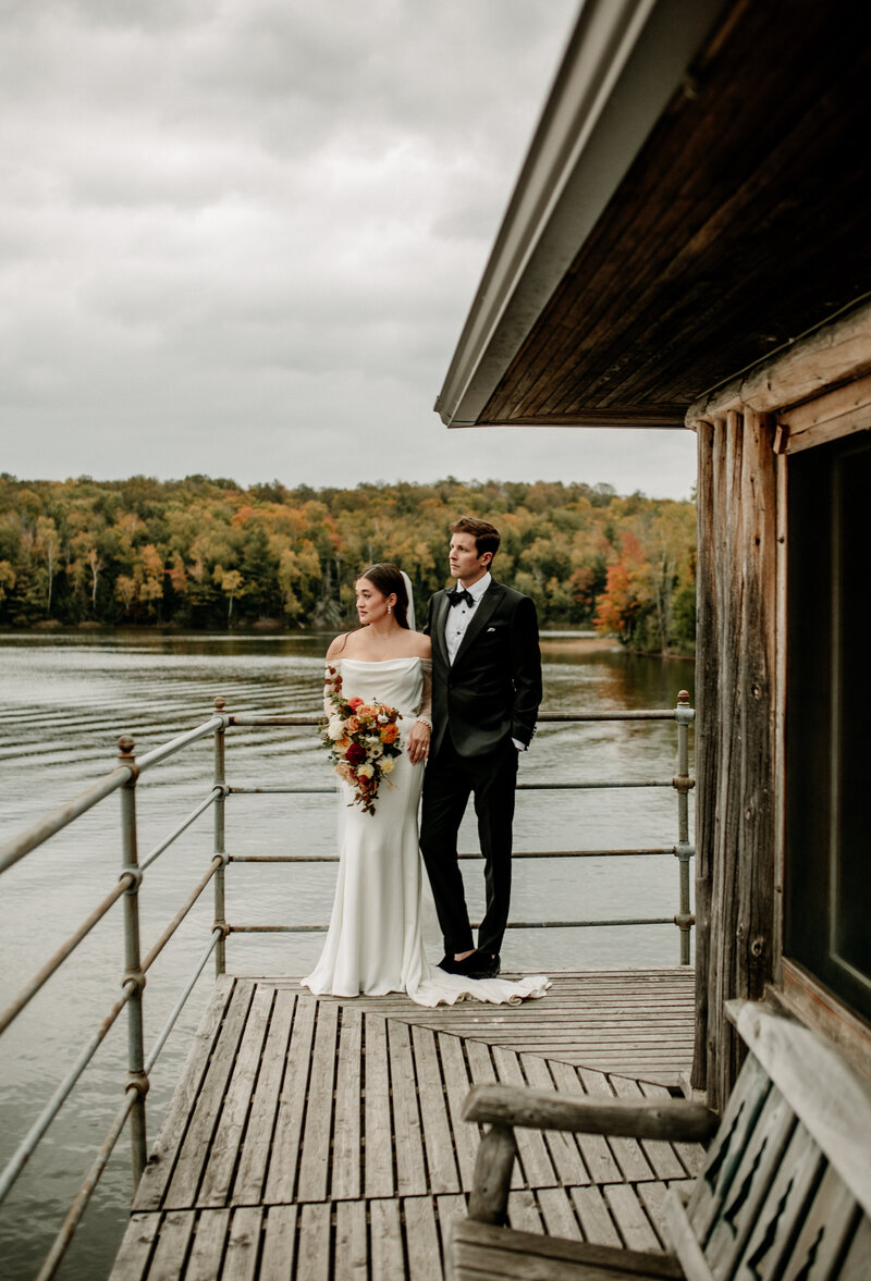 Lakeside Northern Minnesota bridal portraits among gorgeous Fall foliage.