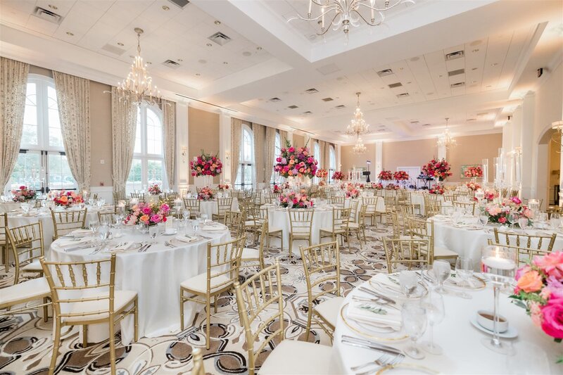 Wedding reception details at the country club of Orlando by orlando wedding photographer 