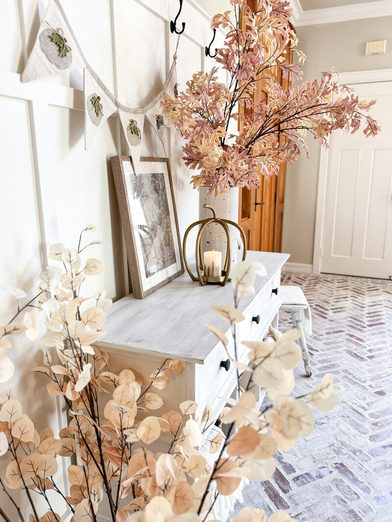 Fall decor in entryway  2