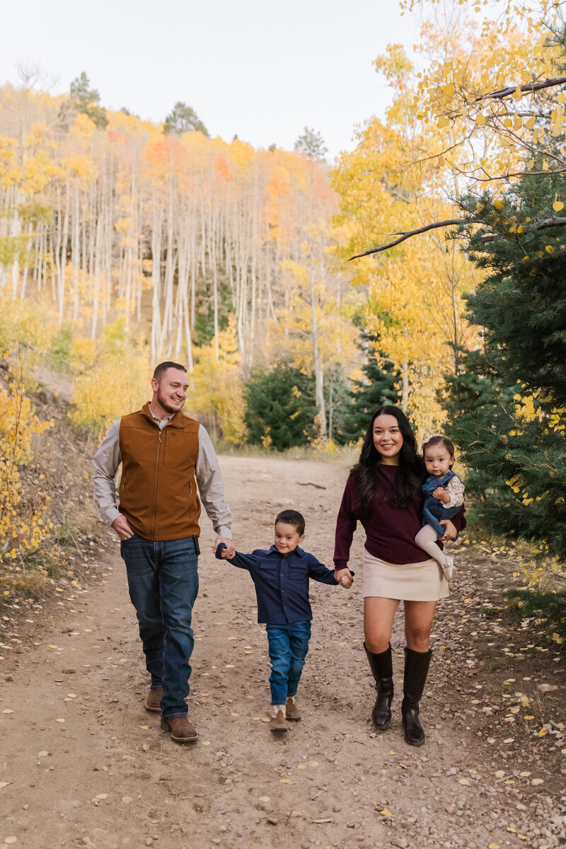 SamanthaCheriePhotography-Camille Family Fall Photos-Aspens in Santa Fe-2710