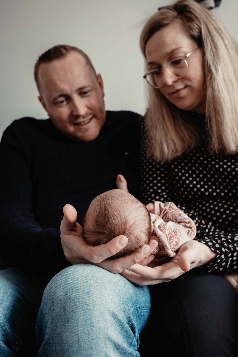 Evita fotografie, lifestyle newbornfotograaf, newbornshoot zwartsluis, newbornshoot zwolle, newbornshoot emmeloord, newbornshoot steenwijk, fotograaf emmeloord, fotograaf steenwijk, fotograaf meppel, newbornshoot meppel (57 van 70)