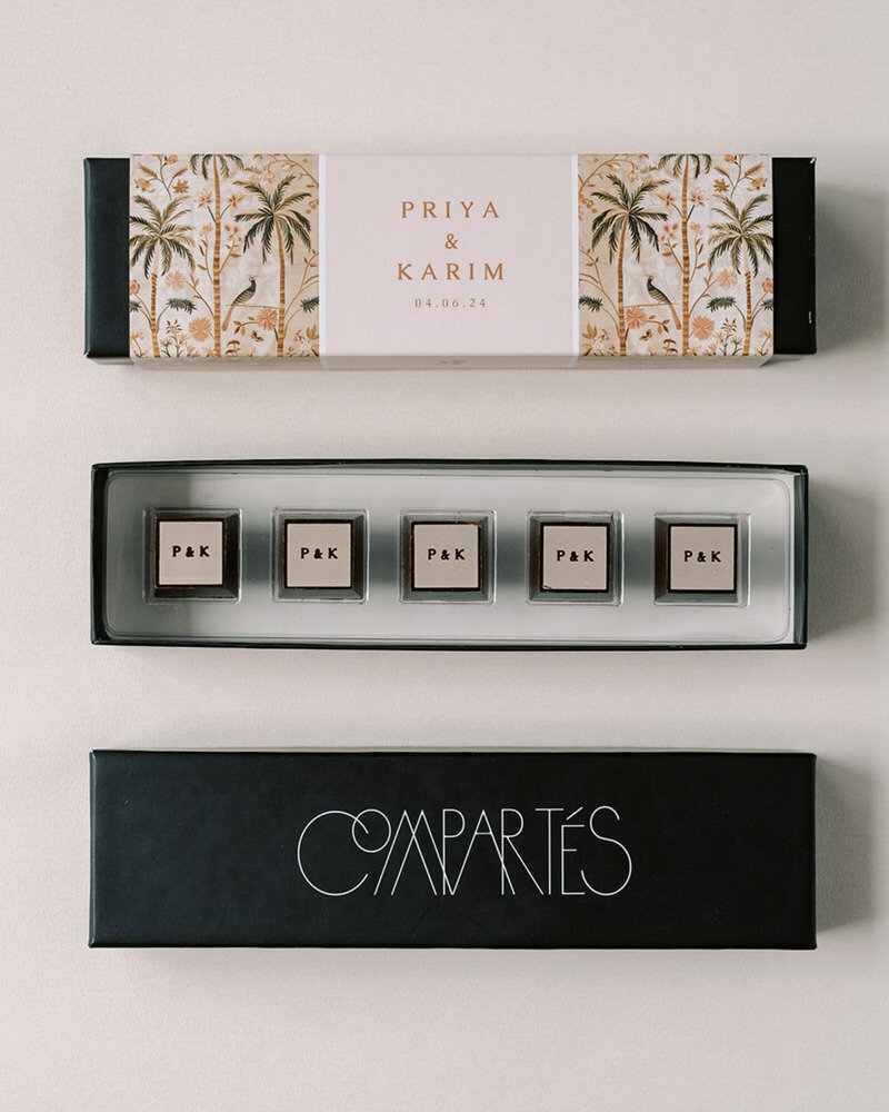 Custom Luxury Gifting Chocolate by @wedluxecreative for @gobelladesign 4