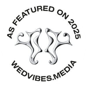 WEDVIBES.MEDIA-community-badge-2025-4-300x300