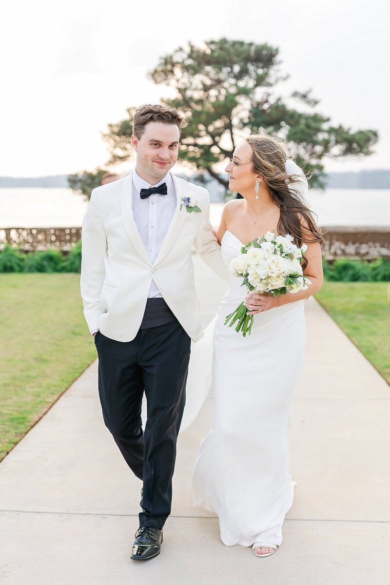 Bride and Groom at January Elopement | Auburn AL Wedding Photographer Amanda Horne