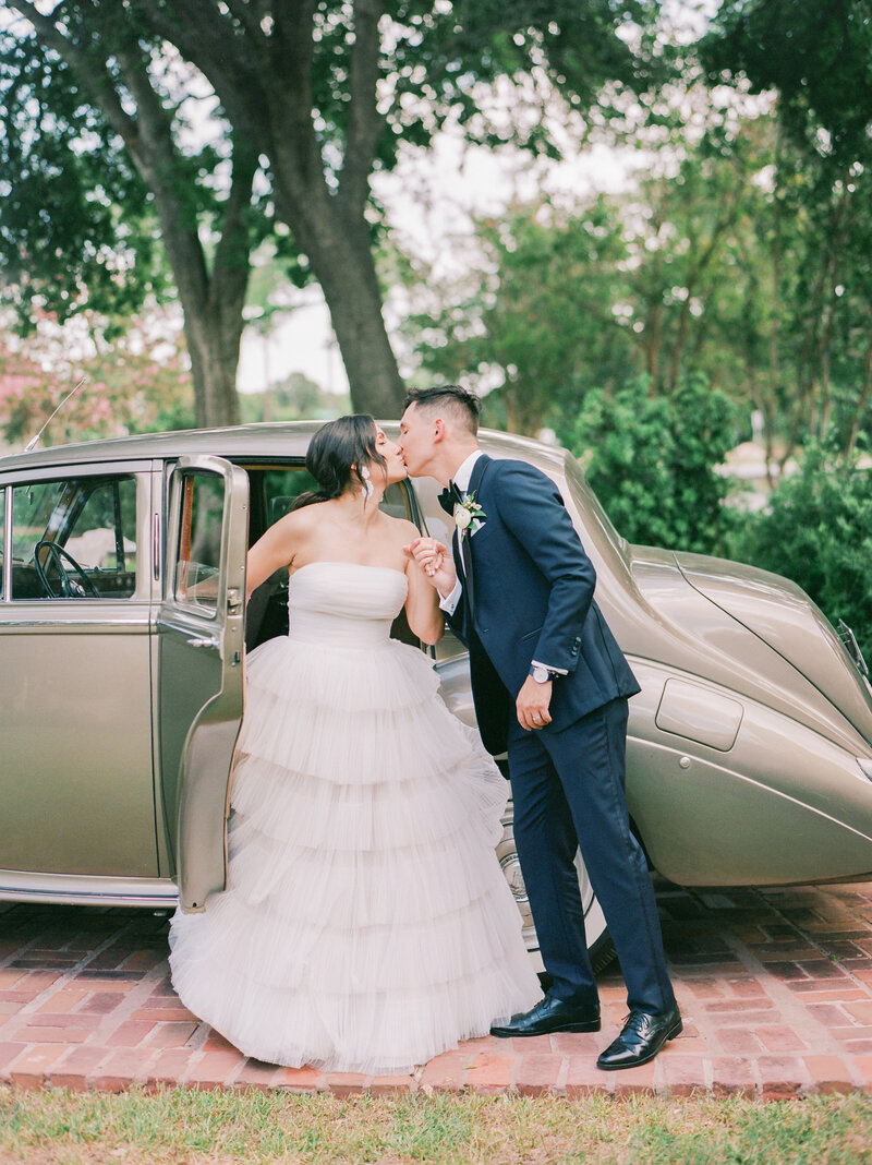 Woodbine Mansion Wedding_Austin Wedding Photographers_44