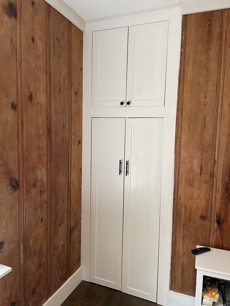 Built In Storage White Shaker Cabinet