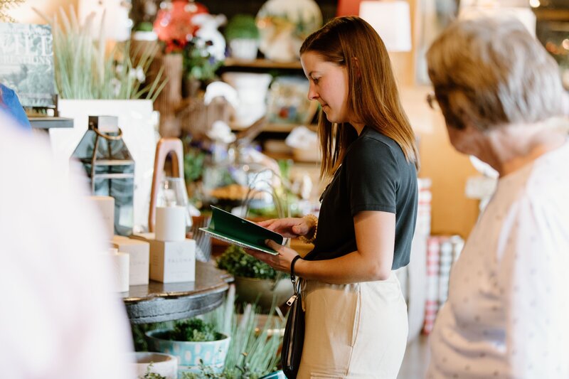 From ushering in winter's magic at our Holiday Open House, to seasonal planting workshops with our master gardeners -- our in store events celebrate community, nature, and design. Check back soon to see what's happening at Pete's Greenhouse in Amarillo, Texas this season.