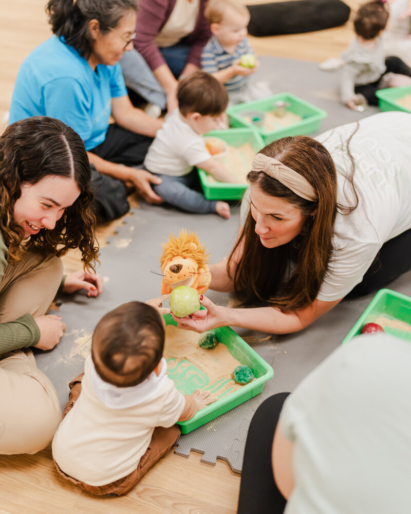 play groups in long island developmental delays in long island  developmental skills in long island  parent support in long island parent and me  in long island early intervention  tummy time in longisland   Sensory processing in long island  Sensory play in long island