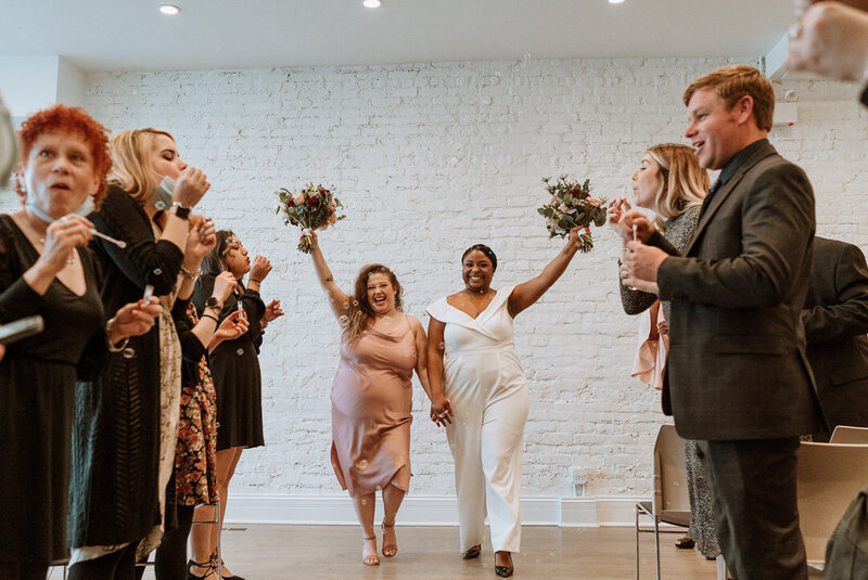 tethered-storeis-by-kriztelle-halili-chicago-wedding-photographer