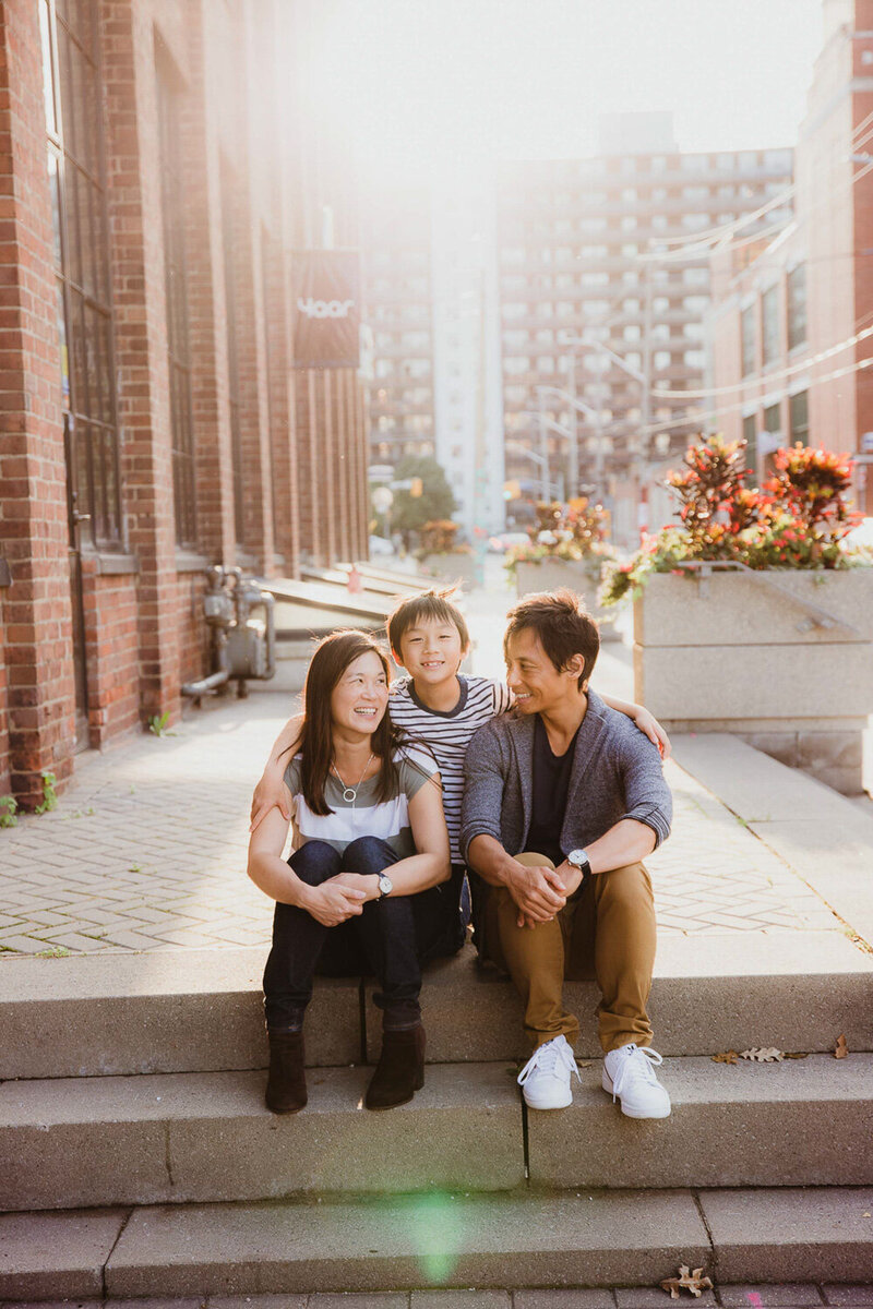 Toronto Urban Family Photographer