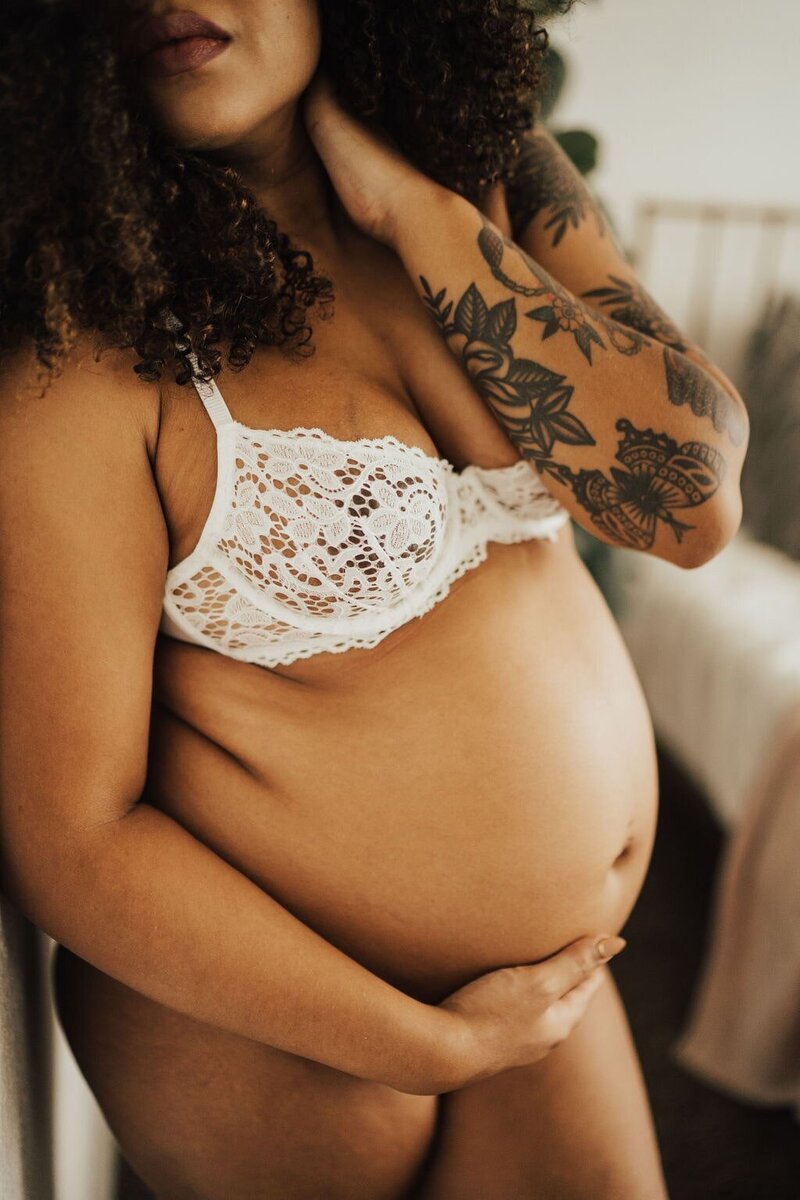 Sexy Maternity Photoshoot Ideas Jacksonville