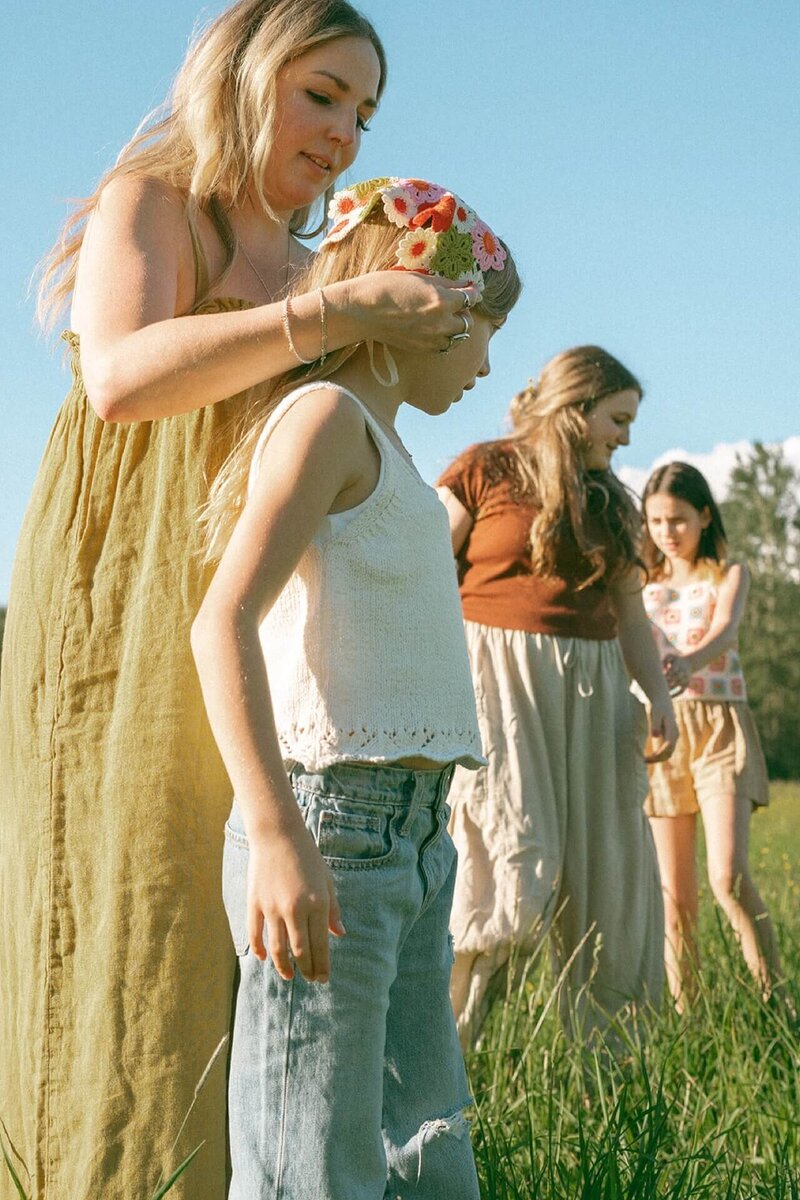 outdoor-spring-family-photos-irvine