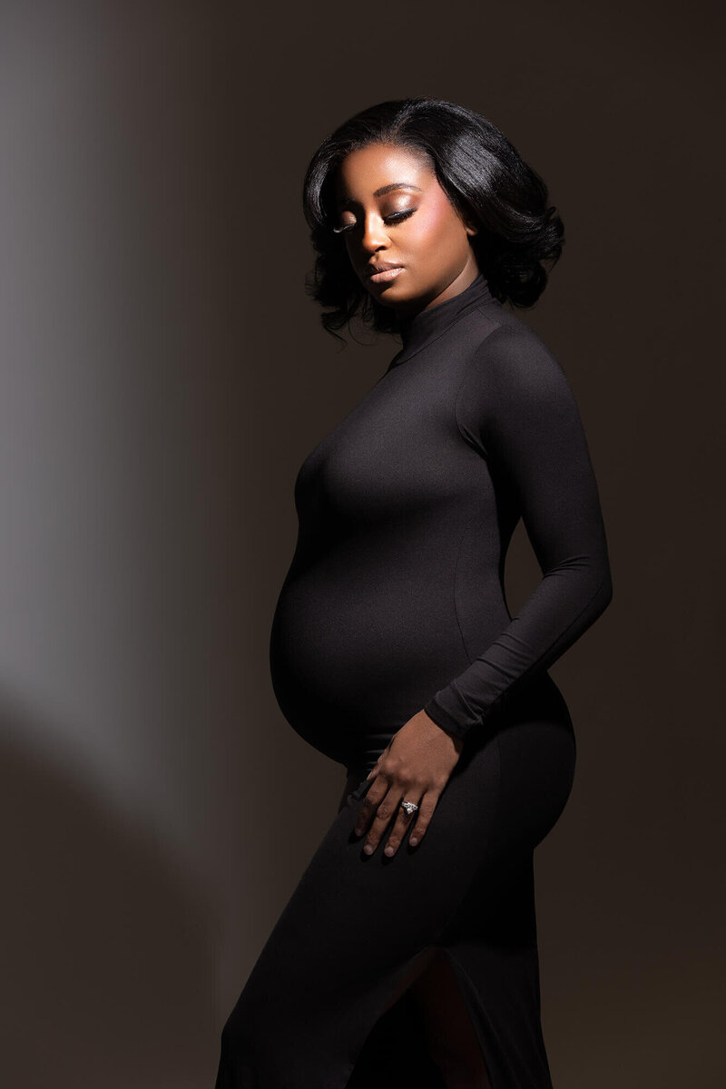 best maternity photographer near me Baltimore, best Washington DC maternity photographer, maternity photoshoot, Maryland maternity portrait studio 3343