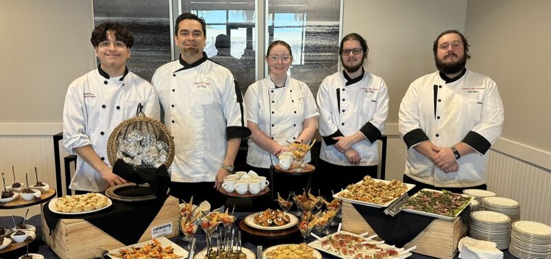 41F0DEEC-8186-4468-9F76-CC9CCF1F5D70_1_105_c