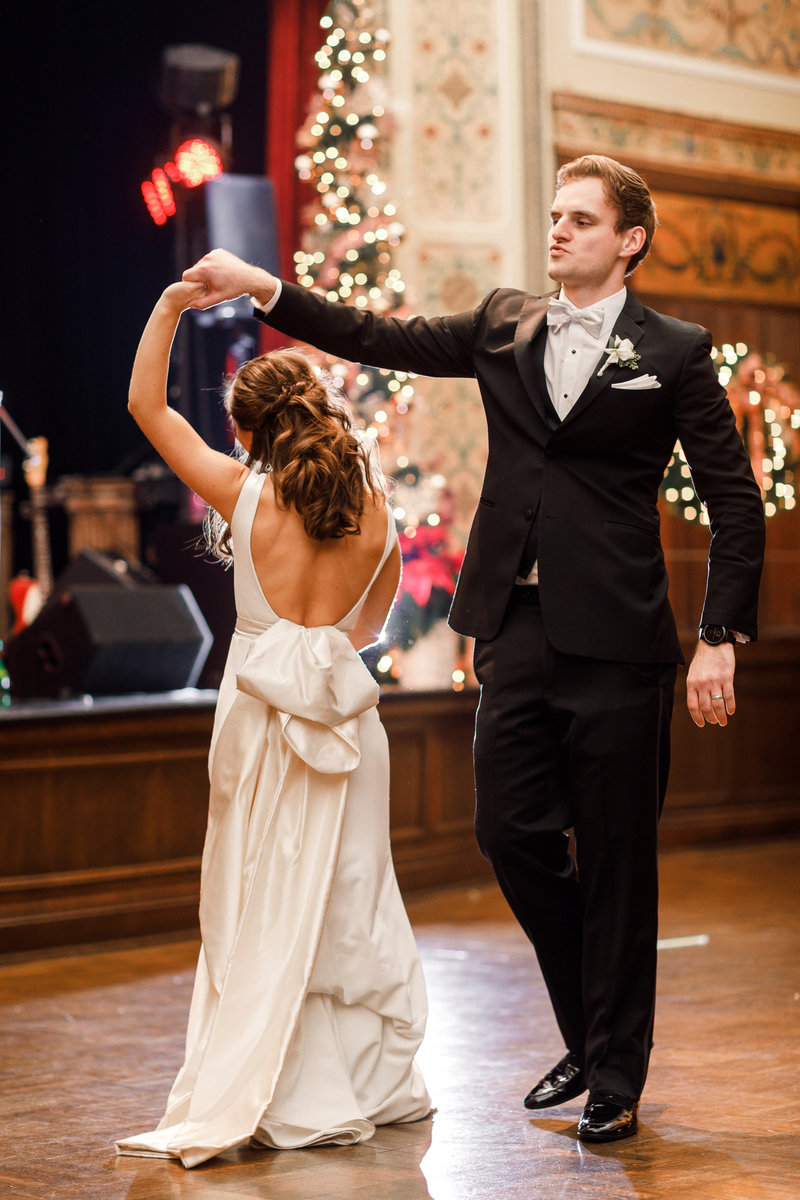 wisconsin-club-wedding-the-paper-elephant-069
