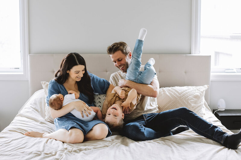forwebsitetorontonewbornfamilyphotographer_3