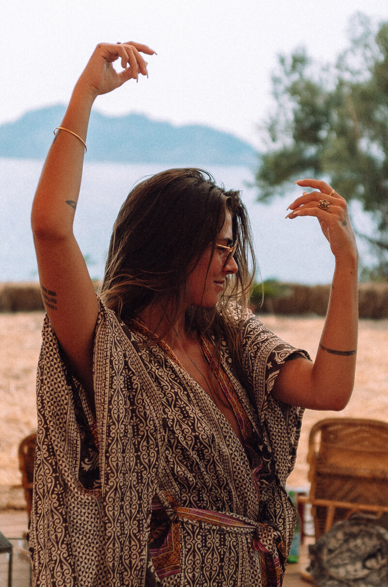 Woman dancing in Kimono