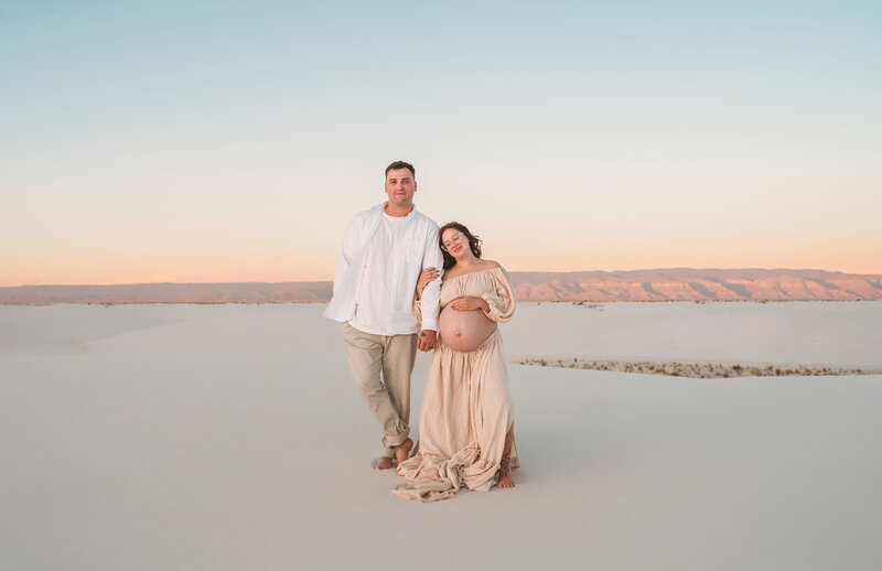 maternity photography in Las Cruses New Mexico 