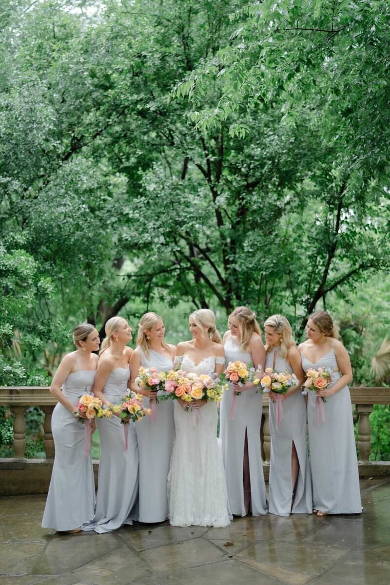 Bridesmaids in rust dresses