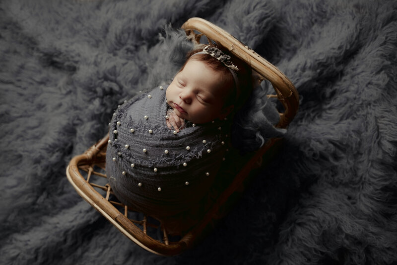 Austin, Texas Newborn Photographer | Baby Girl Newborn Photoshoot