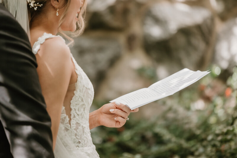 20-Katie & Phillip - Detroit Wedding Photographer - Mariah Kasten Photo