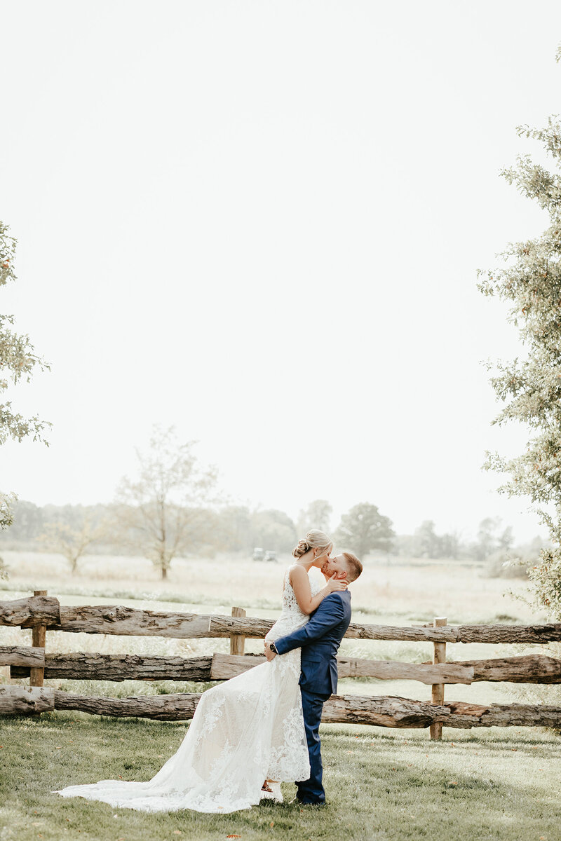 Central-Illinois-Wedding-Photographer-001 (22)