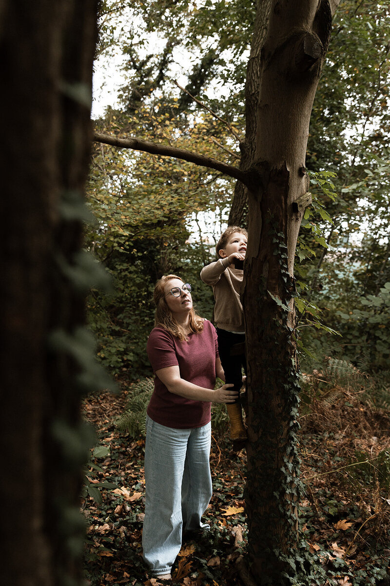 gezins fotoshoot gezinsfotografie fotoshoot gezin fotograaf eindhoven fotograaf in noord brabant trouwfotograaf zwangerschapsfotoshoot spontane gezinsfoto's gezinsshoot buiten