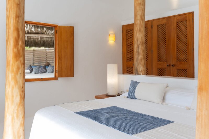 04-2-2-Careyes-Mexico-Properties-Villas-Nido-de-Amor-Romantic-Bedroom-9452