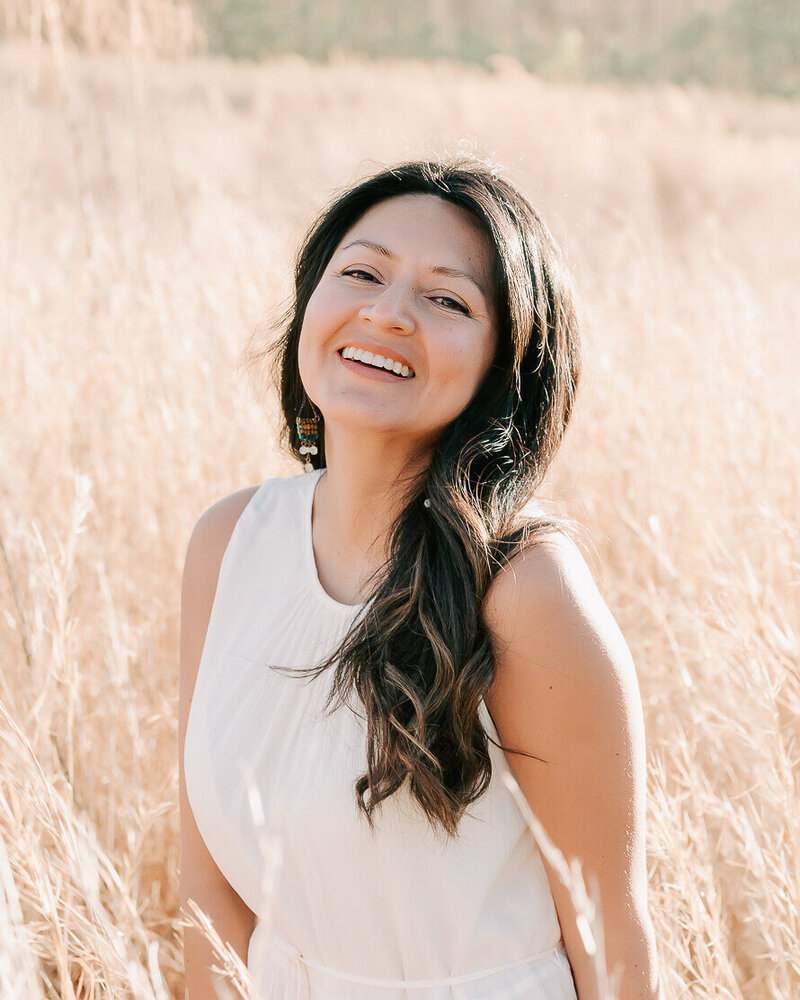 headshot of photographer rosa ashdown