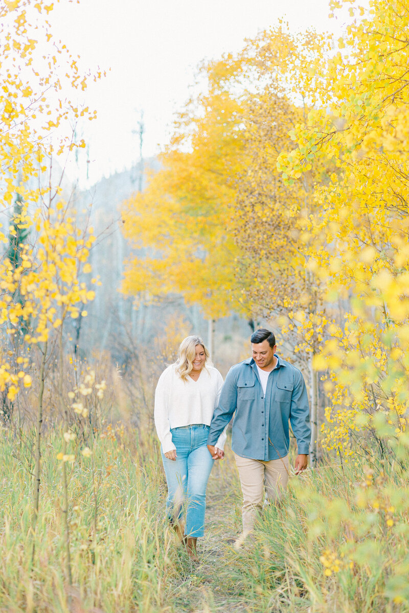 Breckenridge-Fall-Engagement-Photos-3