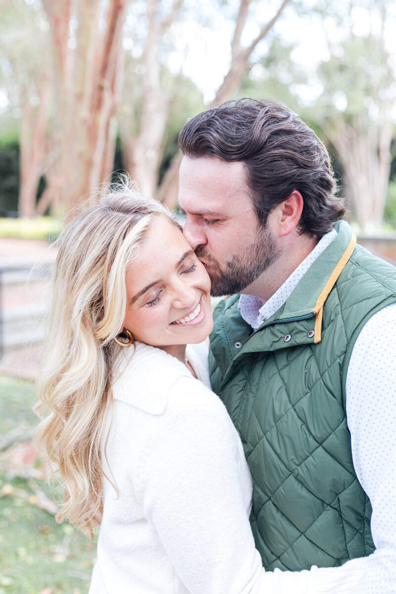 charlotte-portrait-photography-forehead-kiss