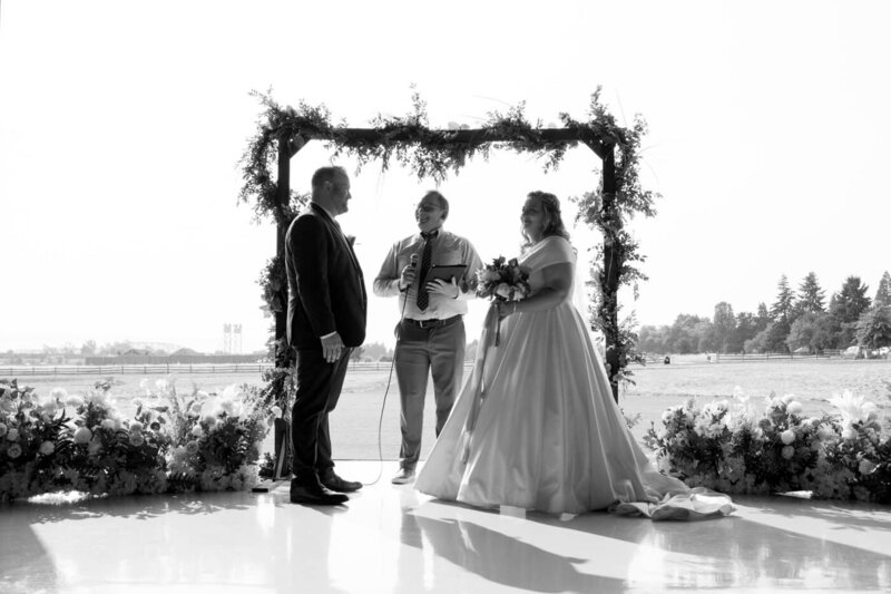 classic-and-documentary-style-wedding-photography-298