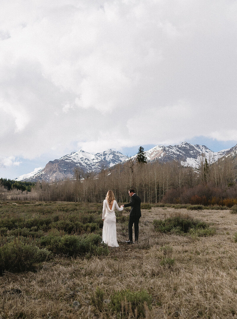 callie-and-connor-sun-valley-elopement-mountains-idaho-ketchum-idaho-emily-battles-photography-128