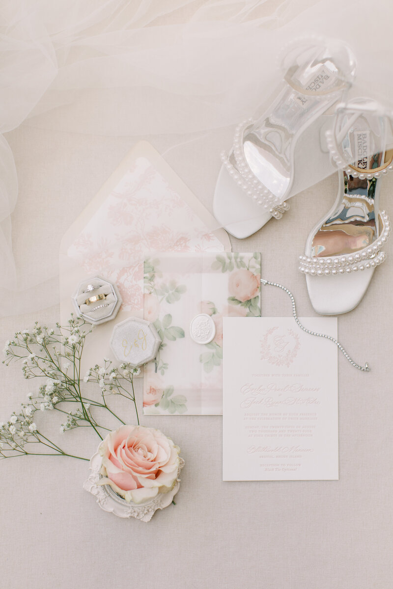 Blithewold Mansion Romantic and Timeless Summer Wedding