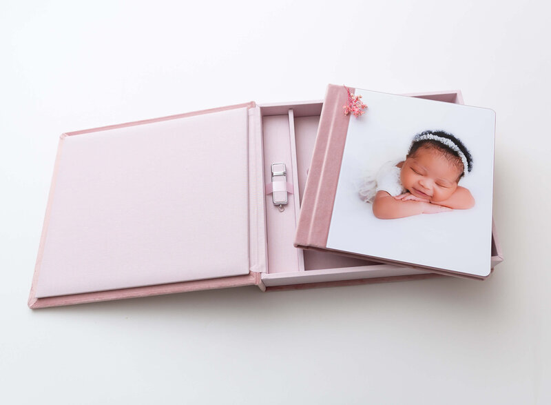 Timeless Newborn Portraits Brooklyn, NY by Rochel Konik Photography
