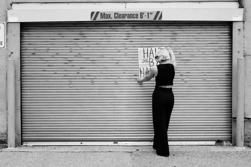 The fun facts about hairstylist Hannah Hewitt.
