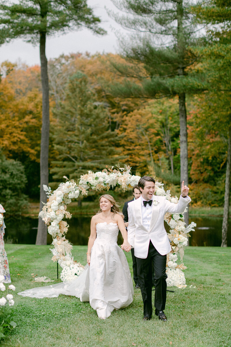 Same sex wedding at Lord Thompson Manor in Thompson, CT