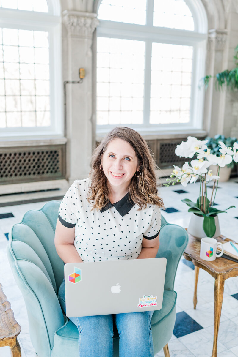 Photo of Cait Potter, CEO of Forms & Flows, smiling and ready to help.