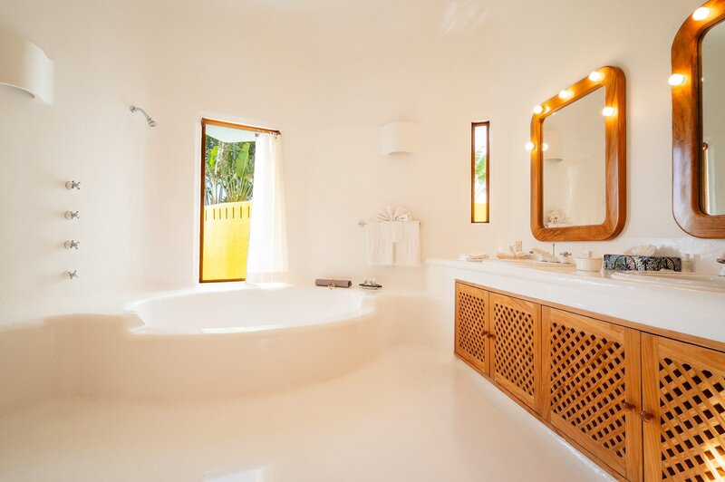 04-1-7-Sol-de-Oriente-Luxury-Villa-Careyes-Mexico-4941