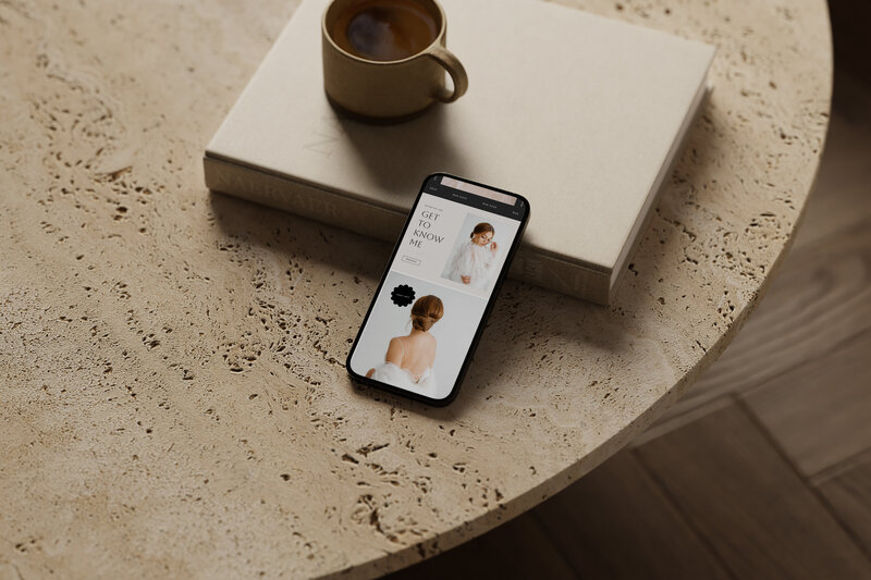 Branded Flodesk email templates for photographers and creatives, including newsletters and opt-in forms to enhance your email marketing strategy.