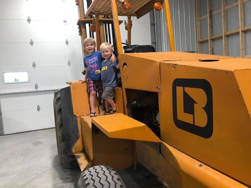 66385880_348526642700732_7983302411701714944_o